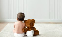 memilih popok bayi